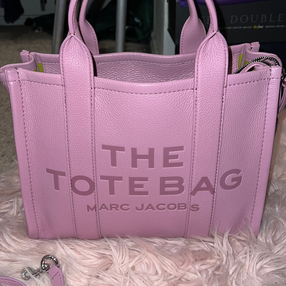 Marc Jacob’s traveler tote